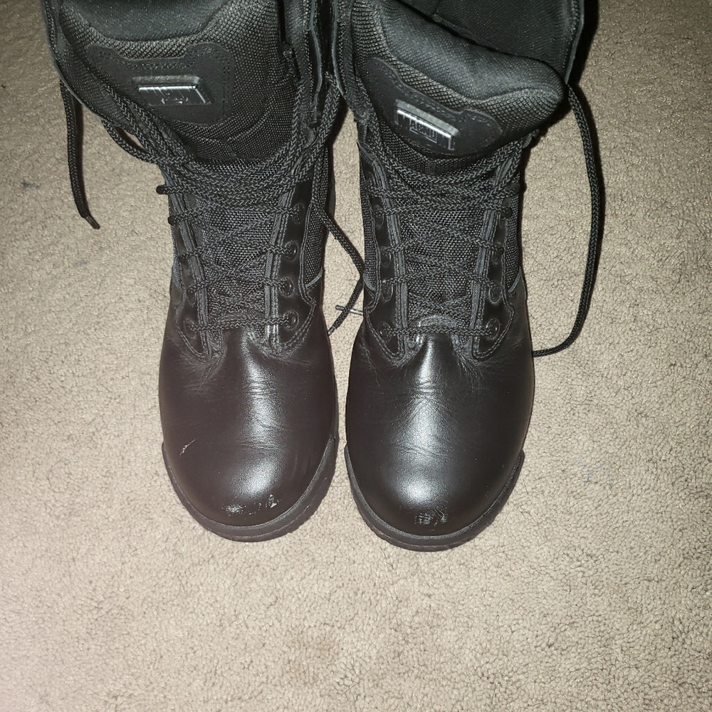 Magnum MPACT boots